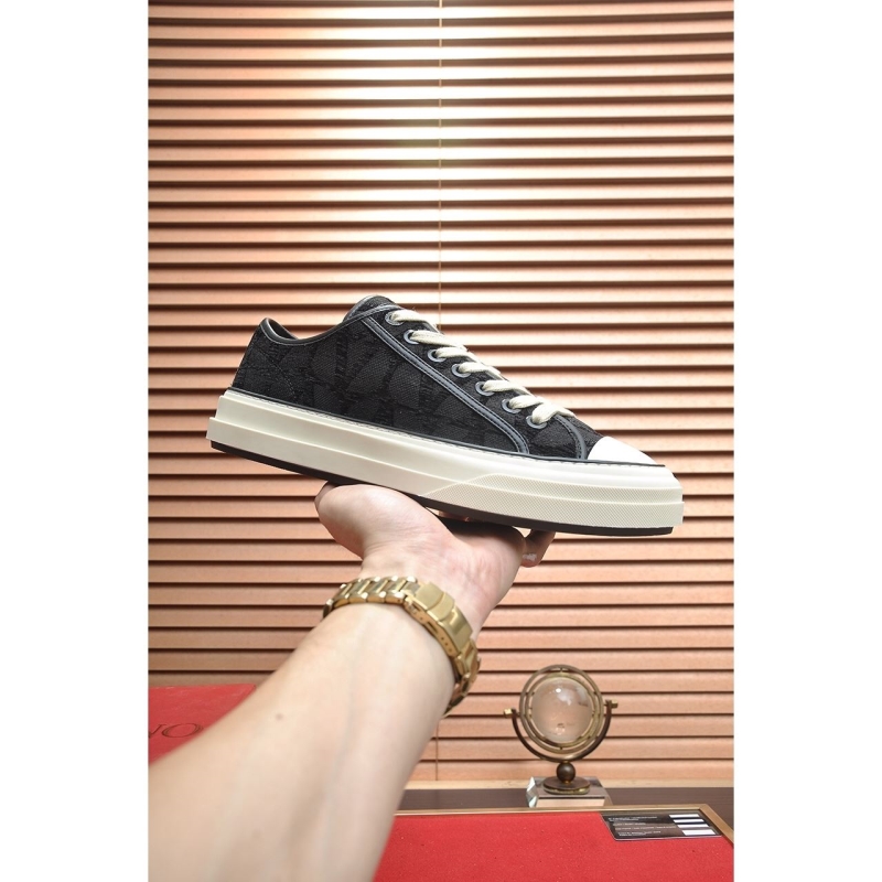 Valentino Sneakers